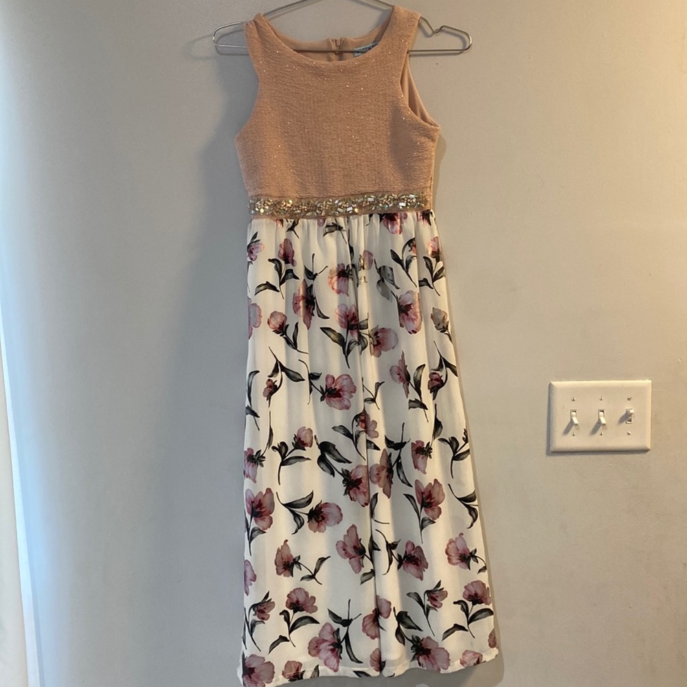 Pretty girls formal dress